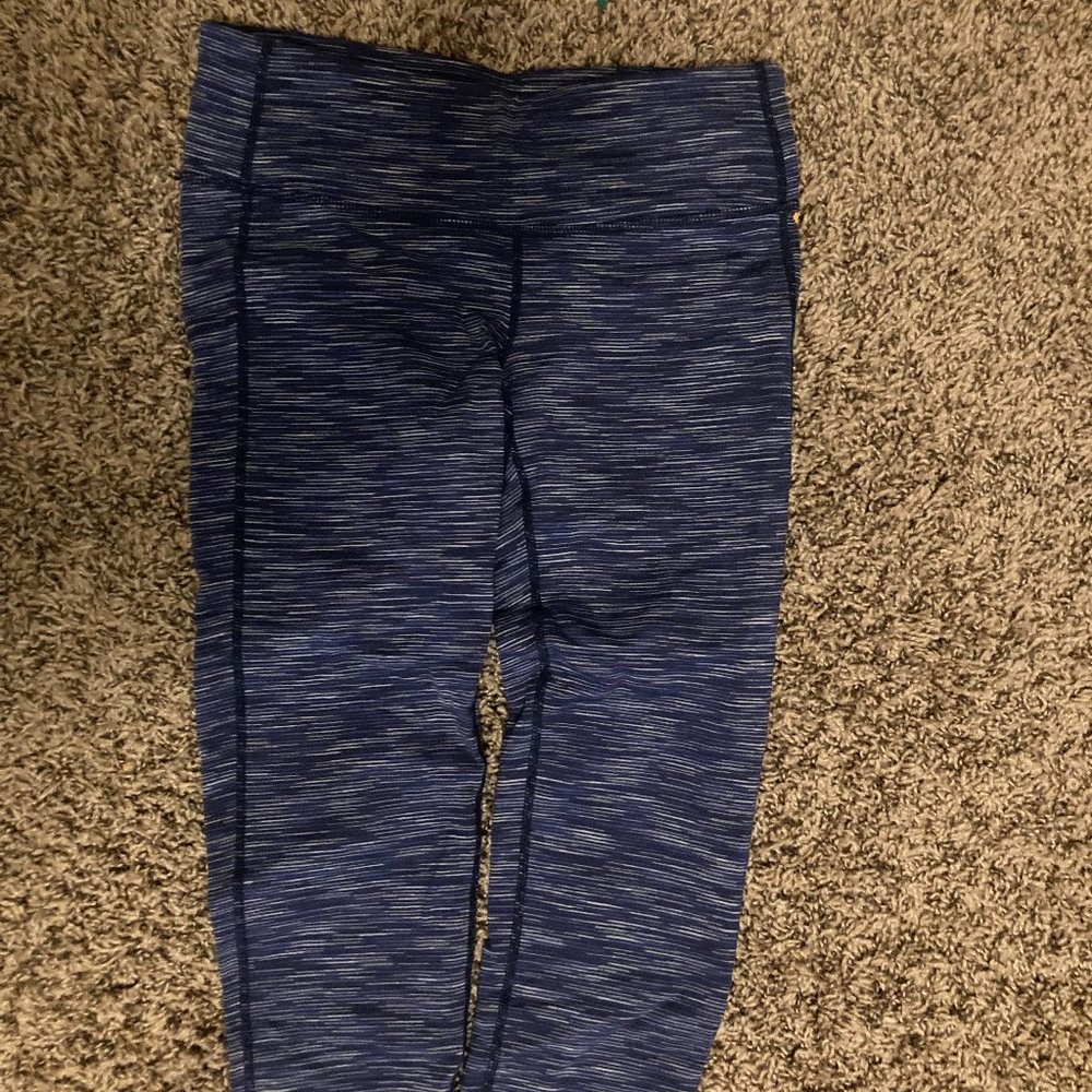 Athleta Chaturanga Energy Capri Leggings Small Heathered Blue GUC Nylon Spandex